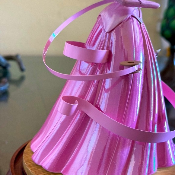 Walt Disney Classic Collection - A Dress a Princess can be proud of 👗 - Picture 15 of 15